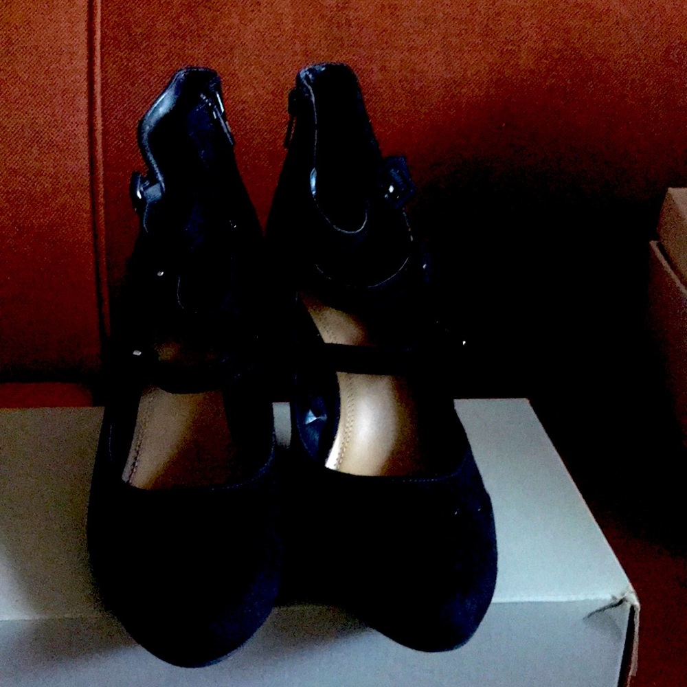 Black Suede Heels  Side Zipper Size 9.5